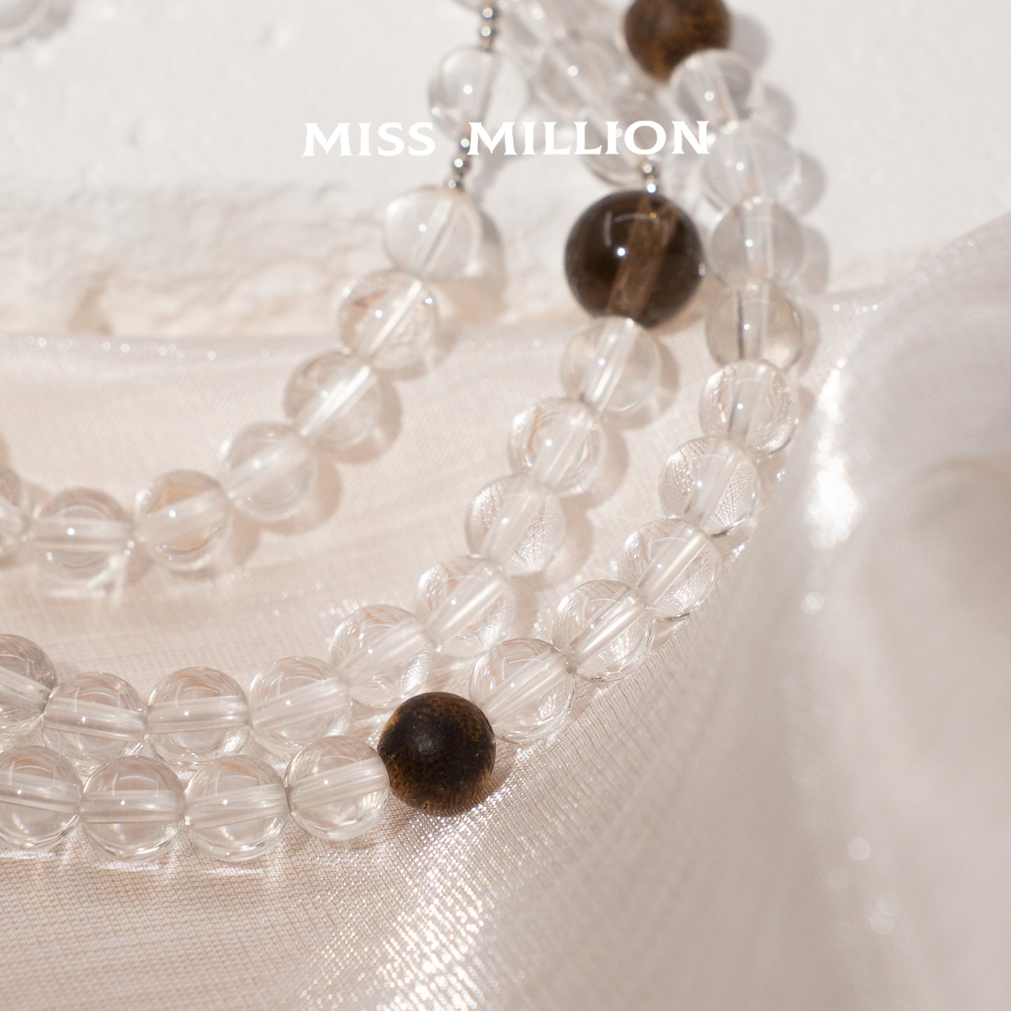 White quartz crystal as the main material, symbolizes clarity and purity