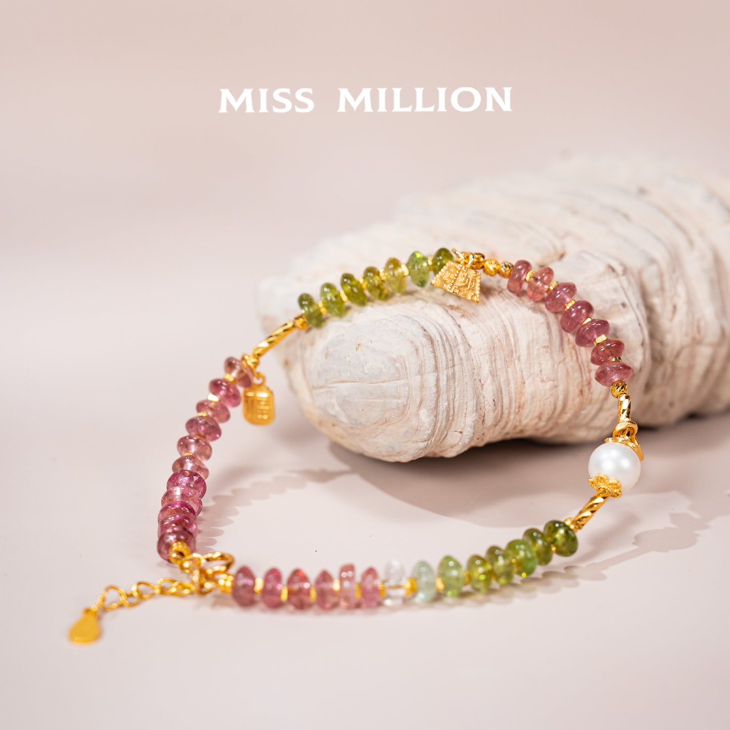 Known as the "Stone of Good Fortune," tourmaline attracts wealth, protects health, and brings good luck. Ideal for seeking prosperity, love, and career success