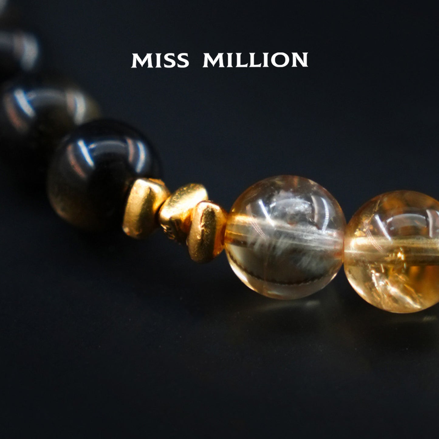 Citrine bringing smooth sailing in various aspects of life and promoting prosperity