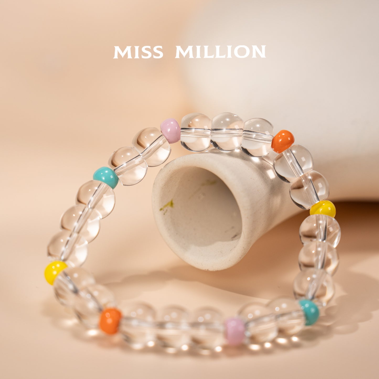 With unique apple bead shape, purifies negative energy, stabilizes emotions&boosts focus