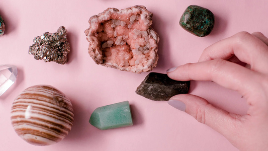 What Is The Difference Between Crystals And Gemstones